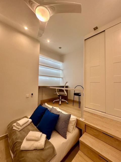 Apartamento Casa De Huespedes Almirante Madrid Exterior foto